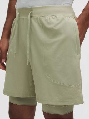 Lululemon License to Train Shorts Small Green Athletic Gym Workout Running